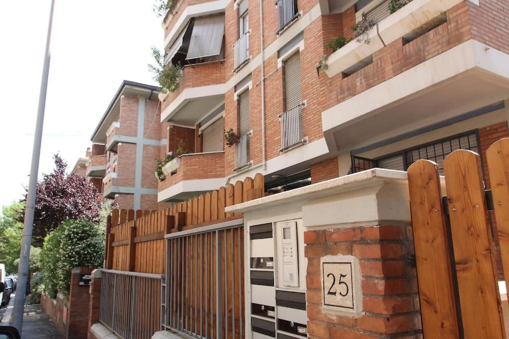 Vatican Flat Cozy With Terrace โรม ภายนอก รูปภาพ